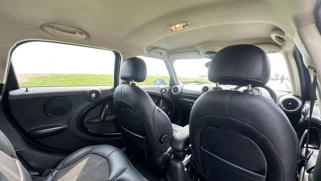 Second-hand 2014 Mini Cooper S for sale in Chennai-3