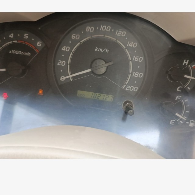 Second-hand 2007 Toyota Innova 2.5 E for sale in Lucknow-5