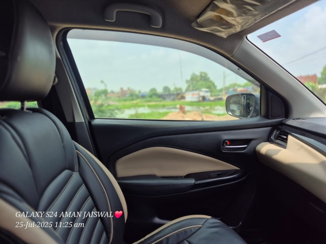 Second-hand 2022 Toyota Glanza V for sale in Chitrakoot-11