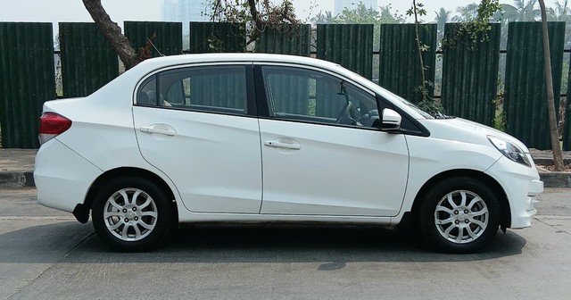 Second-hand 2016 Honda Amaze VX i-VTEC for sale in Mumbai-1