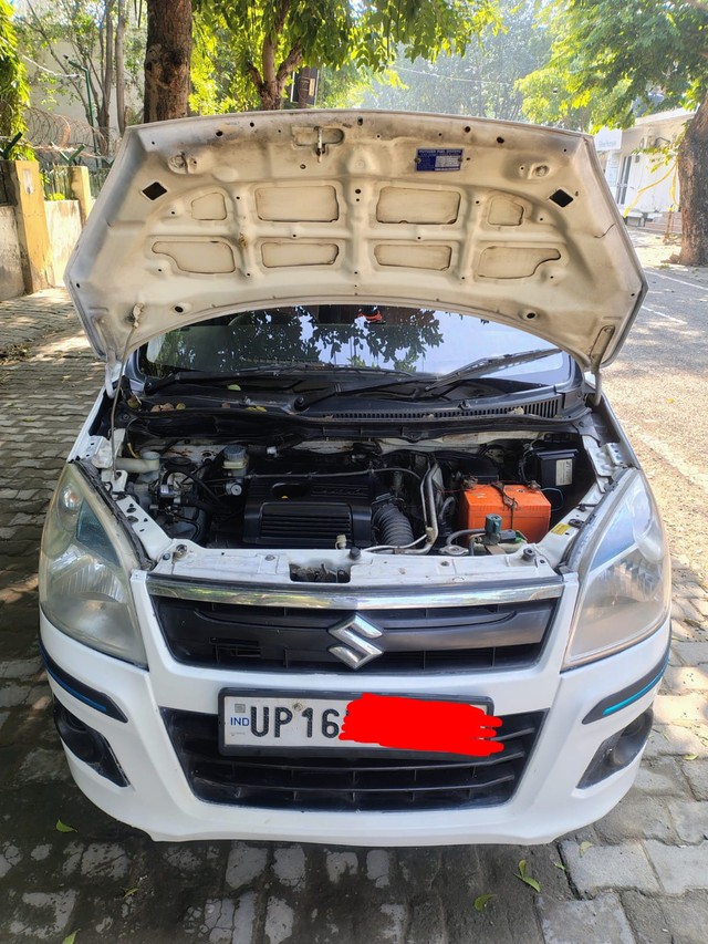 Second-hand 2016 Maruti Suzuki Wagon R LXI BS IV for sale in Meerut-3