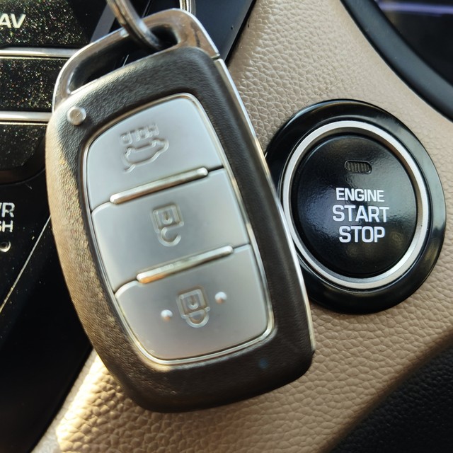 Second-hand 2016 Hyundai i20 Asta Option 1.4 CRDi for sale in Mehsana-3