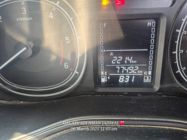 Second-hand 2018 Maruti Vitara Brezza VDi for sale in Chitrakoot-12