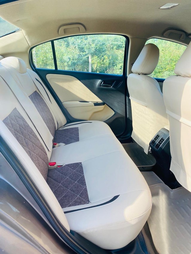 Honda City i VTEC CVT SV Second-hand 2014 Honda City i VTEC CVT SV for sale in Ahmedabad-11