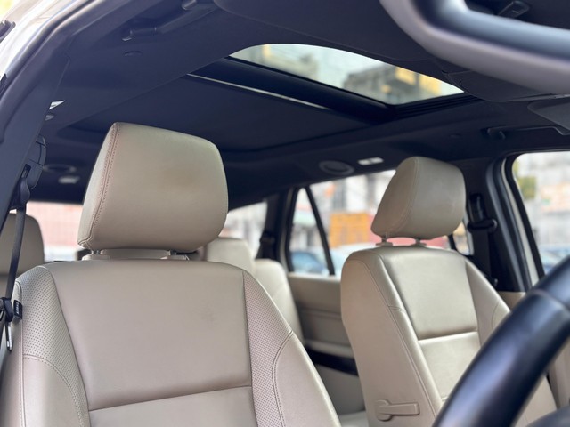 Second-hand 2021 Ford Endeavour Titanium Plus 4X2 AT for sale in New Delhi-22