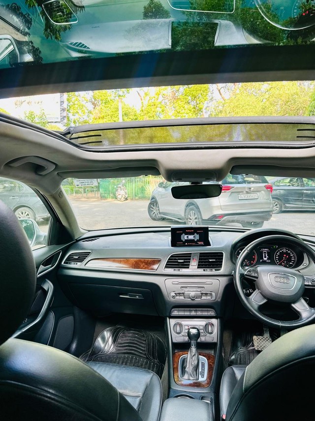 Second-hand 2018 Audi Q3 30 TDI Premium FWD for sale in New Delhi-10