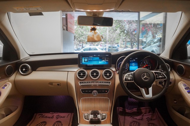 Second-hand 2019 Mercedes-Benz C-Class Progressive C 220d for sale in New Delhi-15