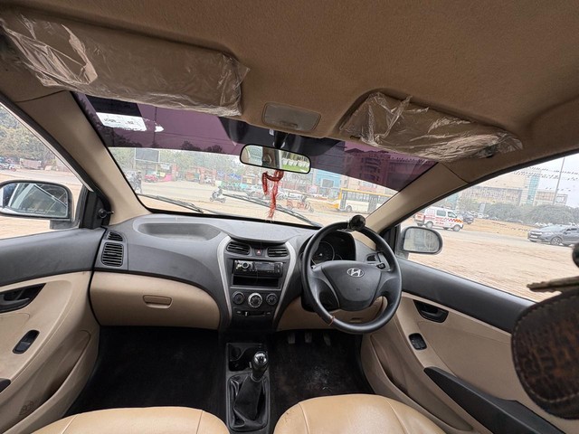 Hyundai EON Magna Second-hand 2011 Hyundai EON Magna for sale in New Delhi-6