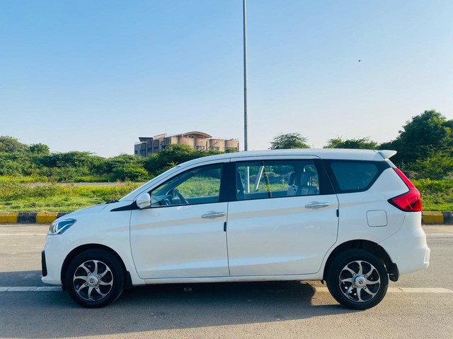 Maruti Ertiga VXI CNG Second-hand 2022 Maruti Ertiga VXI CNG for sale in Ahmedabad-2