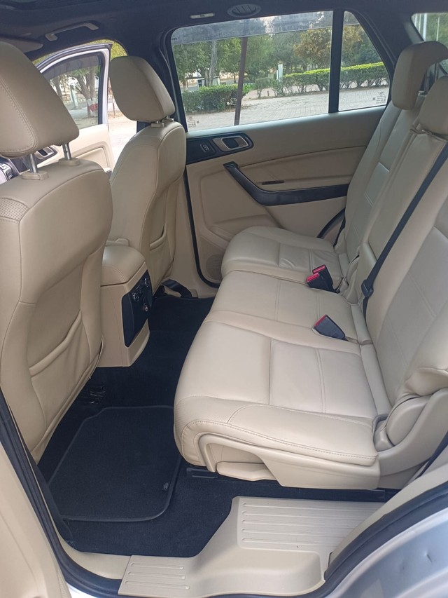 Second-hand 2019 Ford Endeavour 3.2 Titanium AT 4X4 for sale in New Delhi-8
