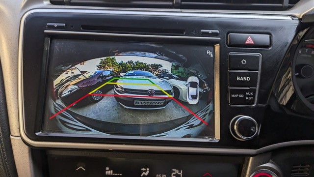 Second-hand 2017 Honda City i VTEC VX for sale in Chennai-16