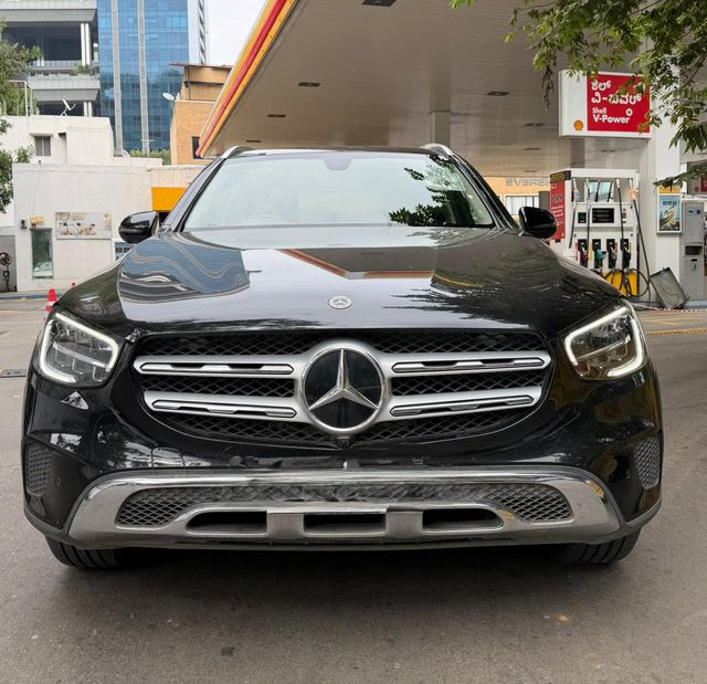 Mercedes-Benz GLC 220d 4MATIC Second-hand 2022 Mercedes-Benz GLC 220d 4MATIC for sale in Bangalore
