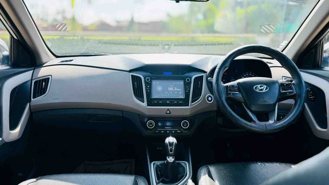 Second-hand 2016 Hyundai Creta 1.6 CRDi SX Option for sale in Surat-2