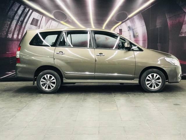https://images10.gaadi.com/usedcar_image/UP1A.231005.007/original/bd12bbf6-565b-4640-b0a4-1264fb5ec161.jpg?imwidth=6401