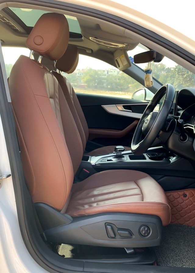 Second-hand 2021 Audi A4 Premium Plus for sale in New Delhi-7