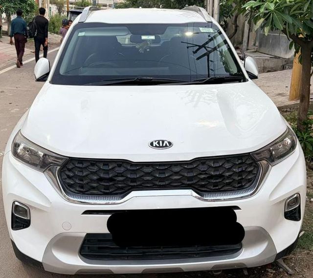 Kia Sonet 1.5 एचटीके प्लस डीजल AT Second-hand 2020 Kia Sonet 1.5 एचटीके प्लस डीजल AT for sale in New Delhi
