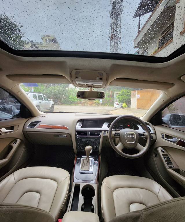 https://images10.gaadi.com/usedcar_image/UP1A.231005.007/original/c09174e0-f9a2-4cda-811a-60b2cae51f60.jpg?imwidth=6402
