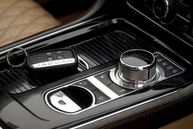 Second-hand 2017 Jaguar XJ 2.0L Portfolio for sale in New Delhi-11