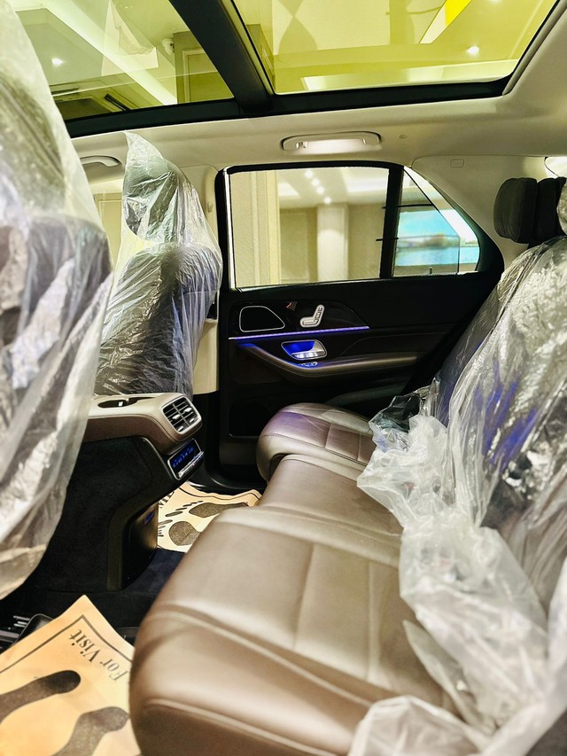 Second-hand 2022 Mercedes-Benz GLE 300d BSVI for sale in New Delhi-3