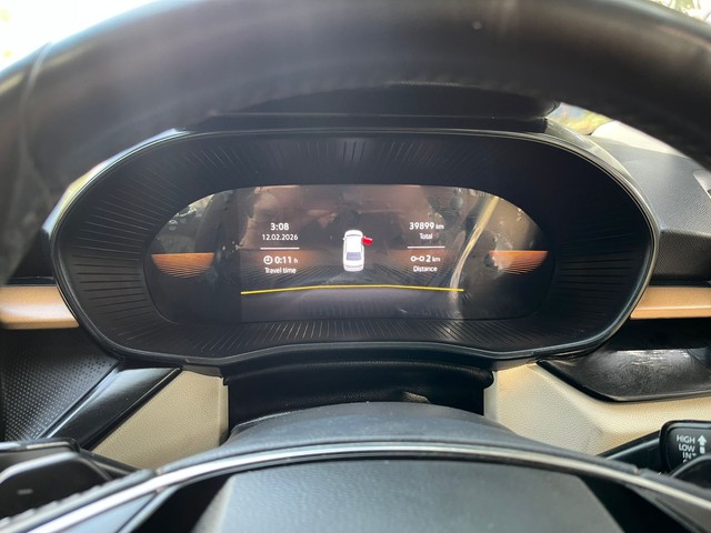 Second-hand 2022 Skoda Slavia 1.0 TSI Style AT BSVI for sale in Noida-9