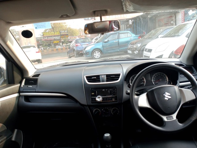 Second-hand 2013 Maruti Swift VXI for sale in Nagpur-4