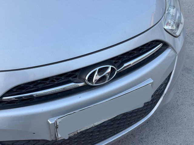 Second-hand 2013 Hyundai i10 Magna for sale in New Delhi-4