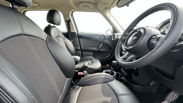 Second-hand 2014 Mini Cooper S for sale in Chennai-6