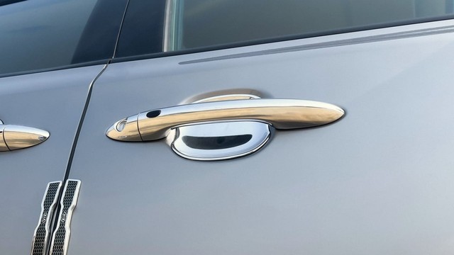 Second-hand 2021 Kia Carnival Premium for sale in New Delhi-46