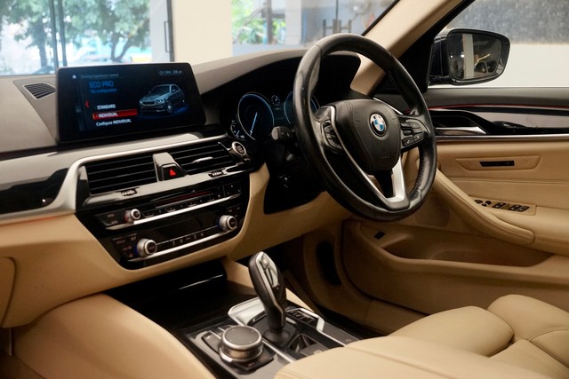 BMW 5 Series 520d Sport Line Second-hand 2018 BMW 5 Series 520d Sport Line for sale in New Delhi-13
