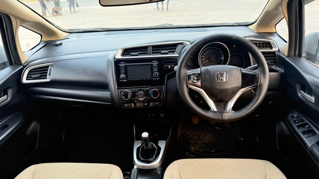 Second-hand 2017 Honda Jazz 1.2 SV i VTEC for sale in Faridabad-10