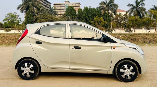 Second-hand 2012 Hyundai EON D Lite Plus for sale in Vadodara-1