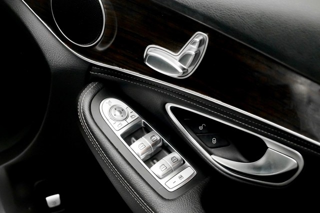 Second-hand 2015 Mercedes-Benz C-Class C 200 AVANTGARDE for sale in New Delhi-10