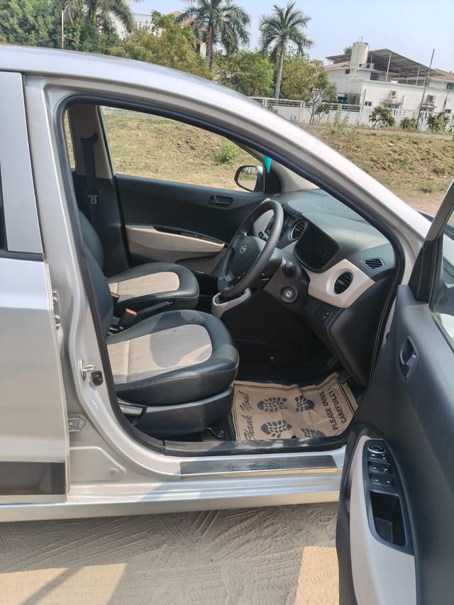 Second-hand 2016 Hyundai Grand i10 Magna for sale in Vadodara-11