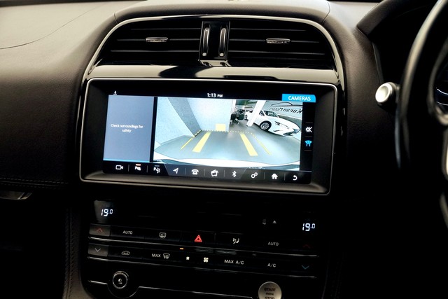 Second-hand 2019 Jaguar F-Pace Prestige 2.0 AWD for sale in New Delhi-8