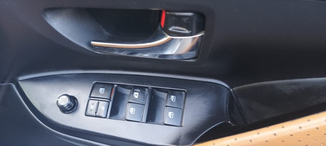 Second-hand 2016 Toyota Innova 2.5 GX (Diesel) 7 Seater BS IV for sale in New Delhi-13