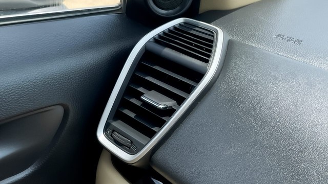 Second-hand 2022 Honda City VX MT for sale in New Delhi-20