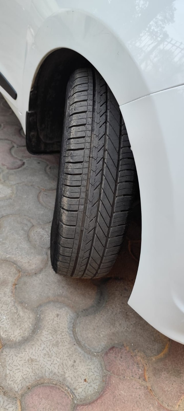 Second-hand 2015 Hyundai Grand i10 AT Asta for sale in New Delhi-6