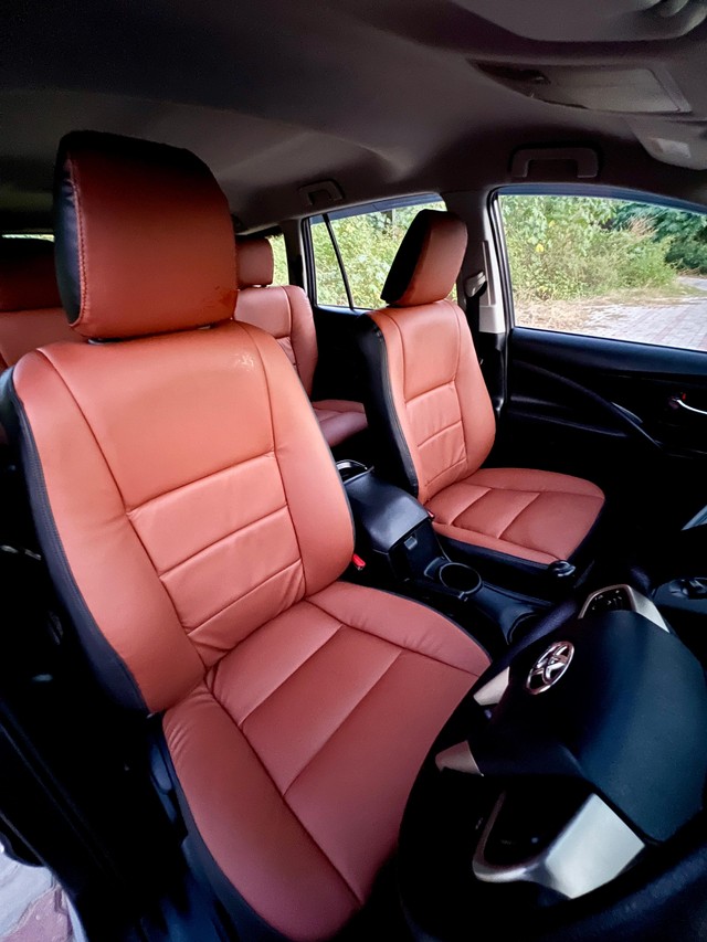 Second-hand 2020 Toyota Innova Crysta 2.4 G MT for sale in New Delhi-13