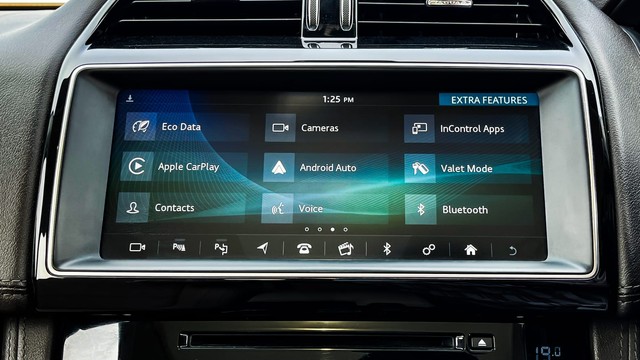 Jaguar F-Pace Prestige 2.0 AWD Second-hand 2019 Jaguar F-Pace Prestige 2.0 AWD for sale in New Delhi-16