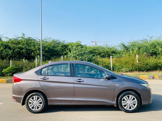 Honda City i VTEC CVT SV Second-hand 2014 Honda City i VTEC CVT SV for sale in Ahmedabad-1