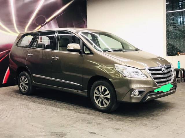 https://images10.gaadi.com/usedcar_image/UP1A.231005.007/original/e37b4e6b-f29f-48d9-91f9-9843024dca0e.jpg?imwidth=6400