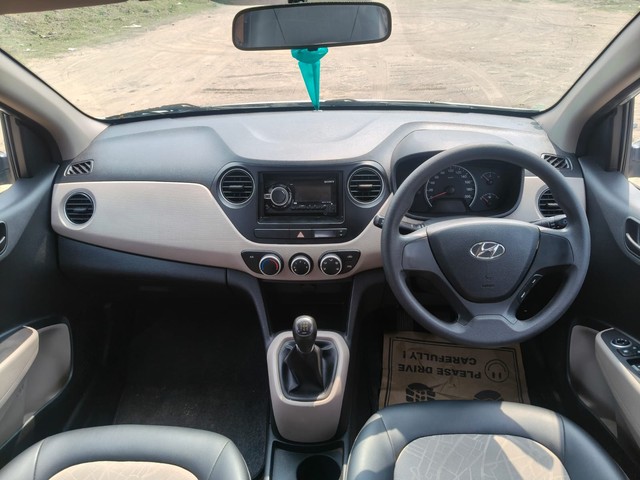 Second-hand 2016 Hyundai Grand i10 Magna for sale in Vadodara-10