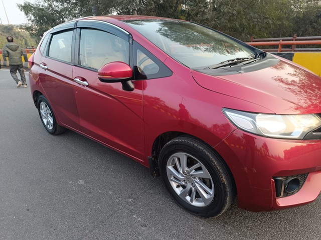 Second-hand 2018 Honda Jazz VX CVT for sale in New Delhi-7