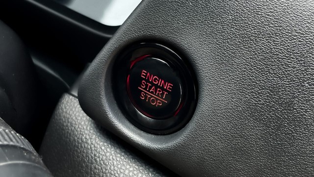 Second-hand 2022 Honda City VX MT for sale in New Delhi-21