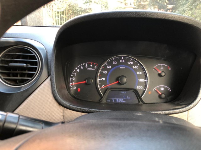 Second-hand 2015 Hyundai i10 Magna 1.1L for sale in Kanpur-7