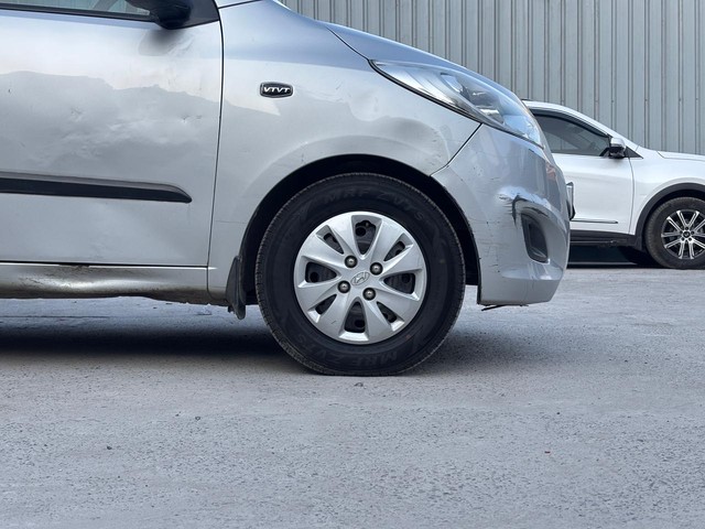 Second-hand 2013 Hyundai i10 Magna for sale in New Delhi-3