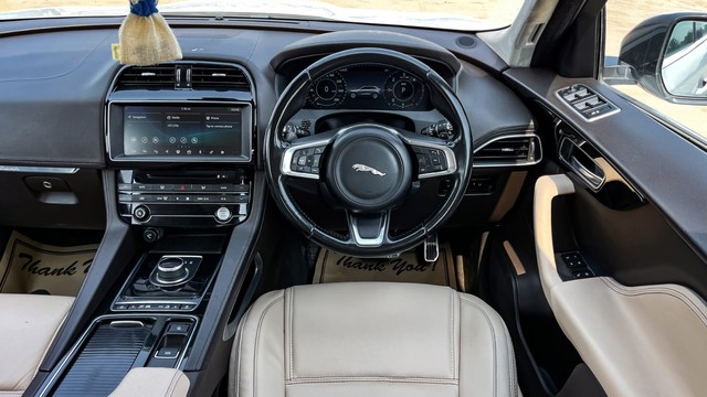 Jaguar F-Pace Prestige 2.0 AWD Second-hand 2019 Jaguar F-Pace Prestige 2.0 AWD for sale in New Delhi-10