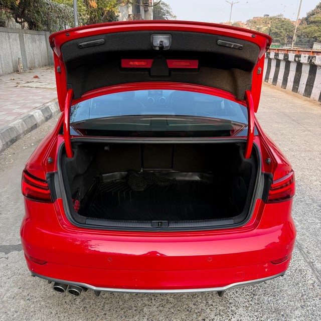 Second-hand 2019 Audi A3 35 TFSI Premium for sale in New Delhi-9