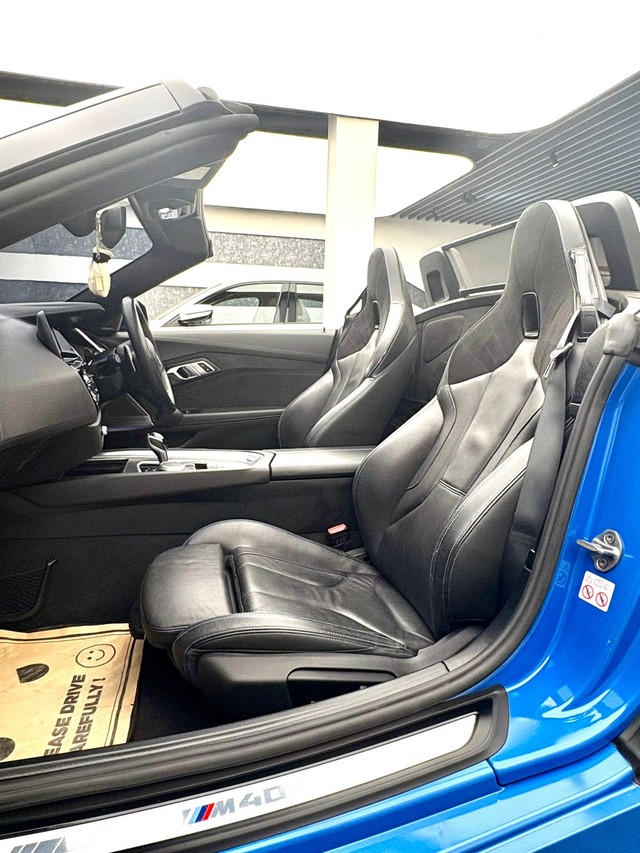 Second-hand 2022 BMW Z4 M40i for sale in New Delhi-12