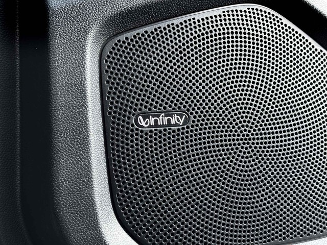 Second-hand 2021 MG Hector Plus Sharp CVT for sale in New Delhi-26